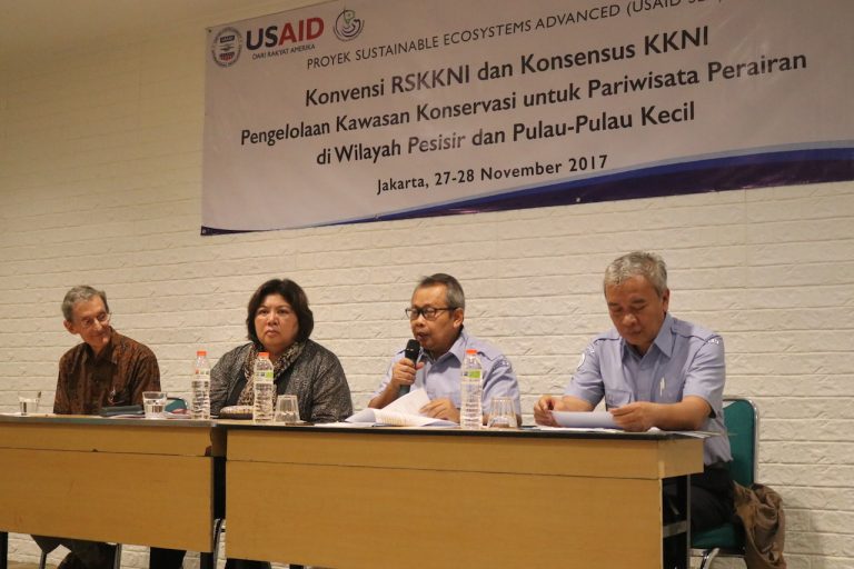 New National Competency Standards Boosts Sustainable Marine Tourism  in Indonesia’s Marine, Coastal, and Small Islands Protected Areas