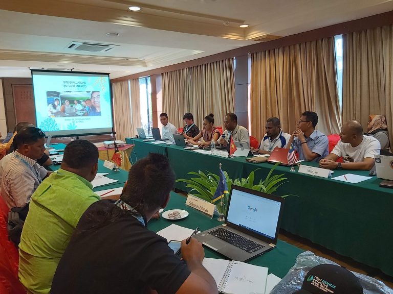 Strengthen Collaboration to Manage MPAs in the Coral Triangle