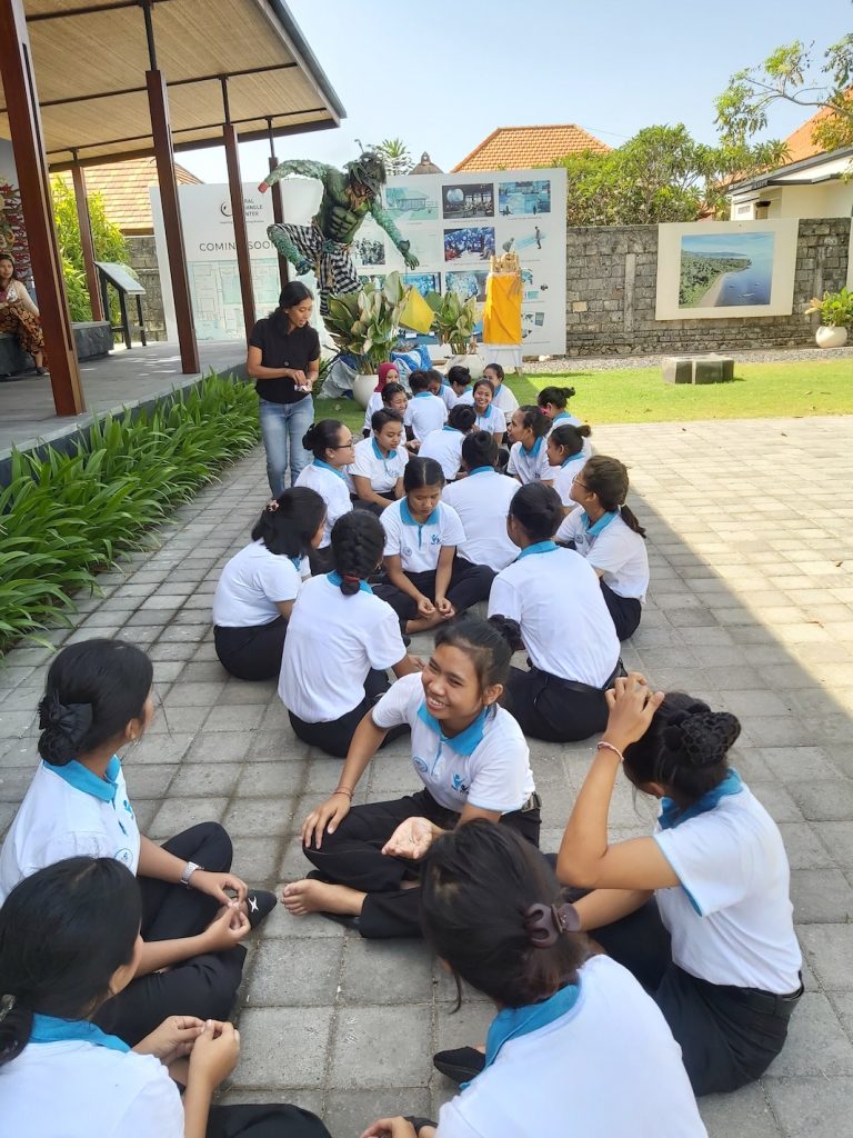 Sharing Basic Marine Ecology and Sustainable Tourism with Bali WISE Scholars