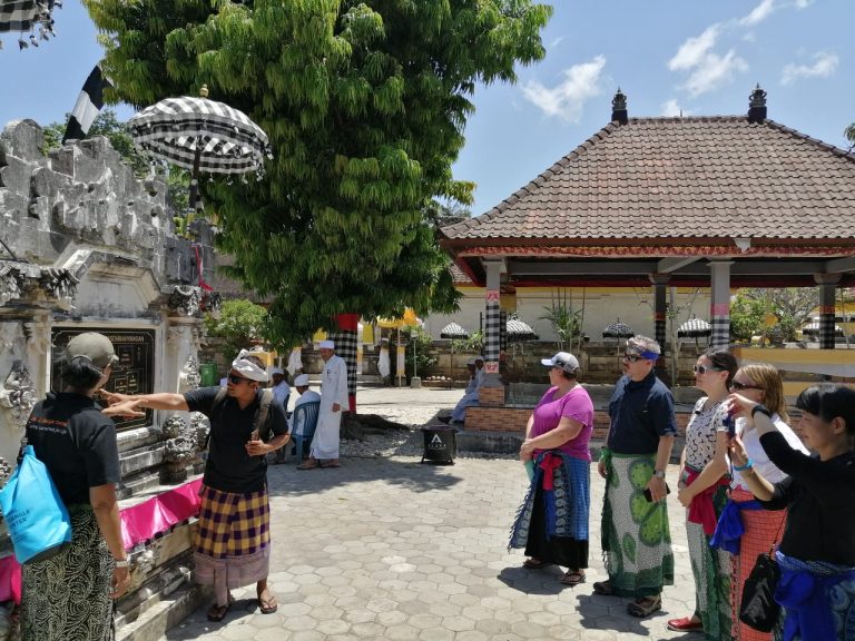 Seattle Aquarium Visits CTC to Build Capacity and Inspire Generations