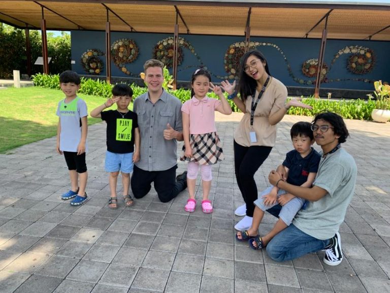 Discover Marine Conservation through Interactive Games