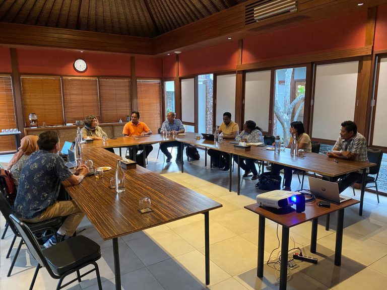 WWF Tanzania visits Center for Marine Conservation