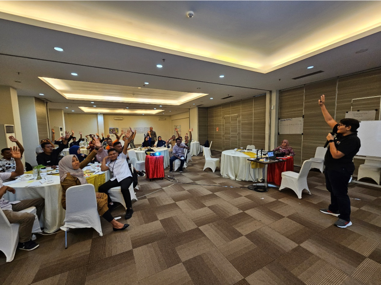 Strengthening Community Capacity in  Marine Conservation in Ambon, Maluku