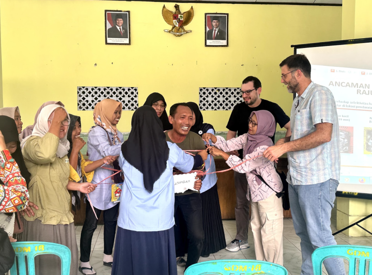 Empowering Women, Enhancing Sustainable Fisheries: The Walton Family Foundation Visits Central Java to the CTC Blue Swimming Crab Site