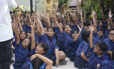 Ocean Keeper Club Holds Special Session at SDN 8 Sanur